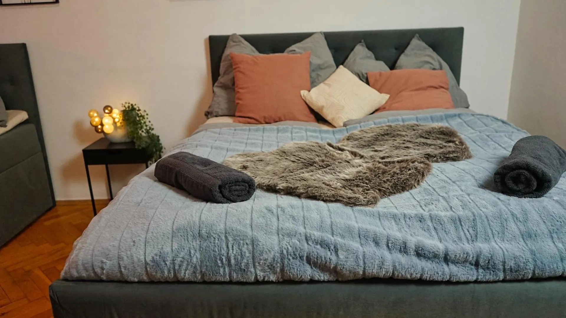 Vienna Home Stay Apartments